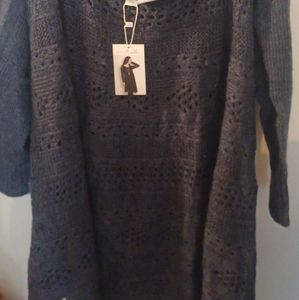 Gray Simply Noelle Long Sleeve Tunic with Optional Hood + L/XL